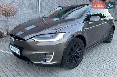 Внедорожник / Кроссовер Tesla Model X 2016 в Костополе
