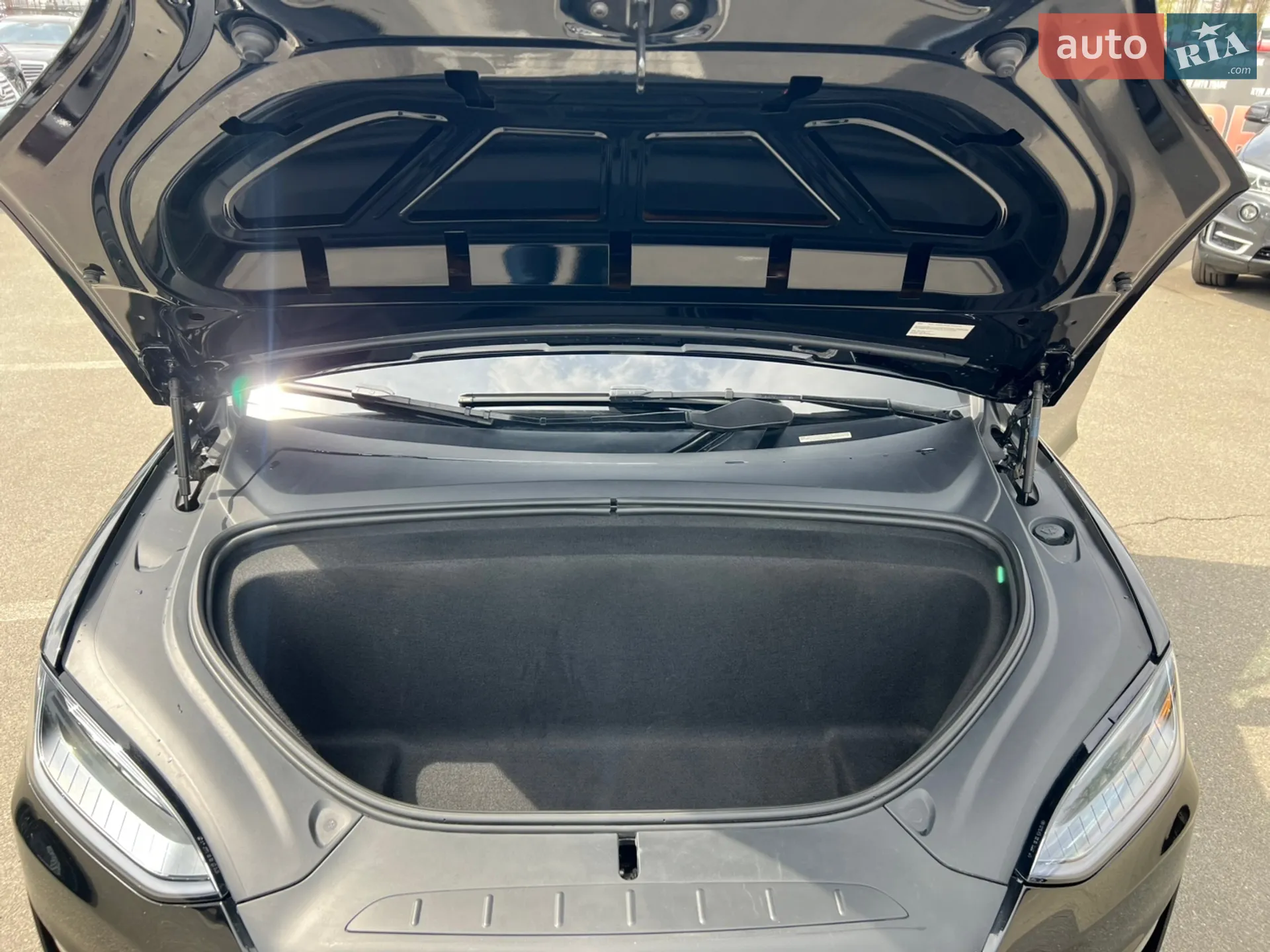 2022 Tesla Model X - мініатюра 10