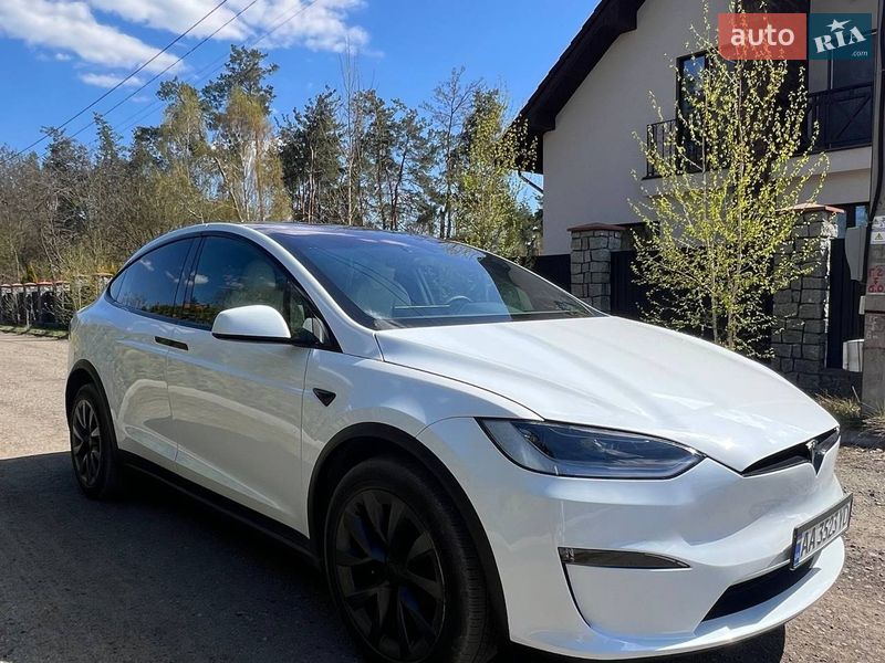 Внедорожник / Кроссовер Tesla Model X 2024 в Киеве