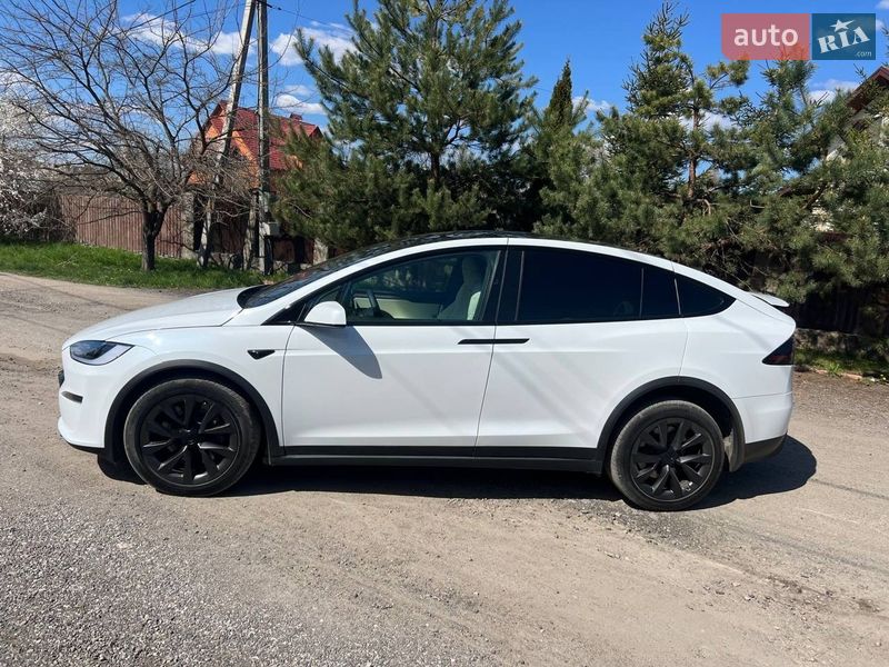 Внедорожник / Кроссовер Tesla Model X 2024 в Киеве