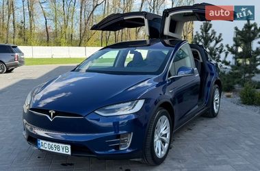 Внедорожник / Кроссовер Tesla Model X 2017 в Луцке