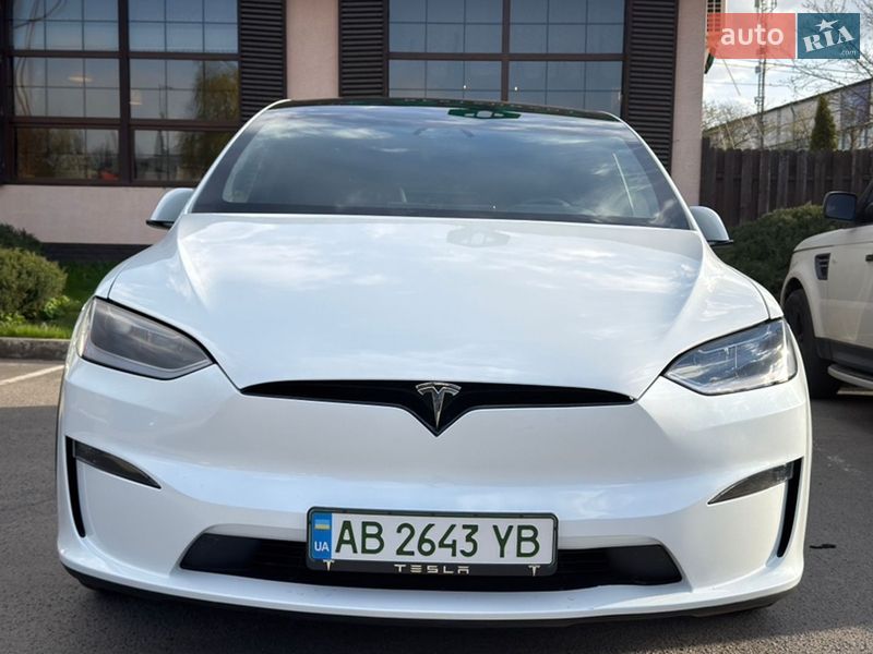 Tesla Model X 2023
