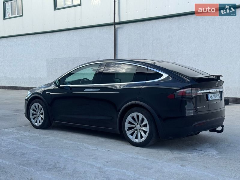 Внедорожник / Кроссовер Tesla Model X 2017 в Киеве
