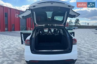 Позашляховик / Кросовер Tesla Model X 2017 в Львові фото 19 Позашляховик / Кросовер Tesla Model X 2017 в Львові