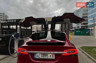Внедорожник / Кроссовер Tesla Model X 2019 в Львове