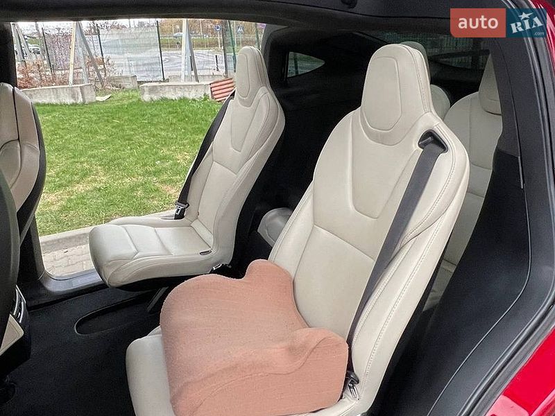 Внедорожник / Кроссовер Tesla Model X 2019 в Львове