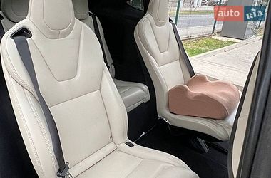 Внедорожник / Кроссовер Tesla Model X 2019 в Львове