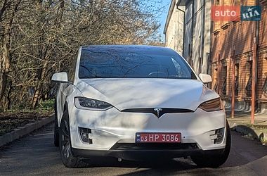 Внедорожник / Кроссовер Tesla Model X 2017 в Киеве