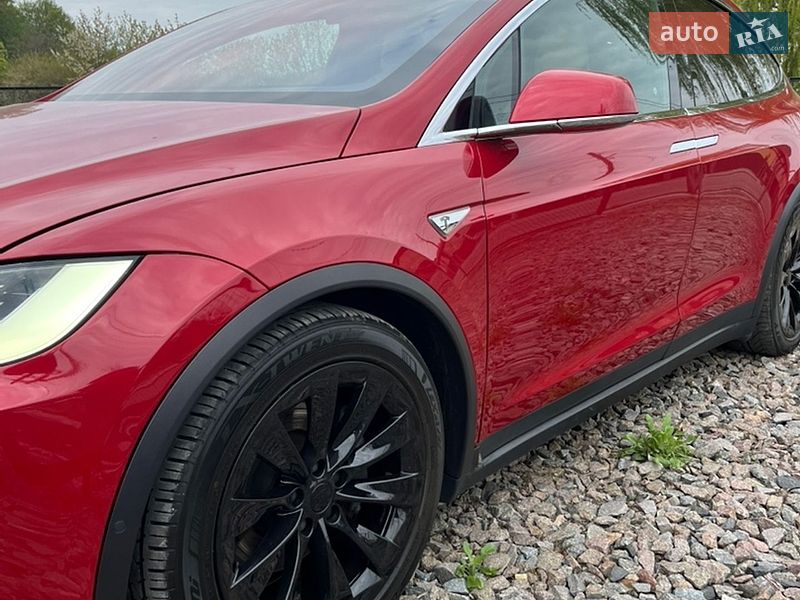 Внедорожник / Кроссовер Tesla Model X 2016 в Львове фото 4 Внедорожник / Кроссовер Tesla Model X 2016 в Львове