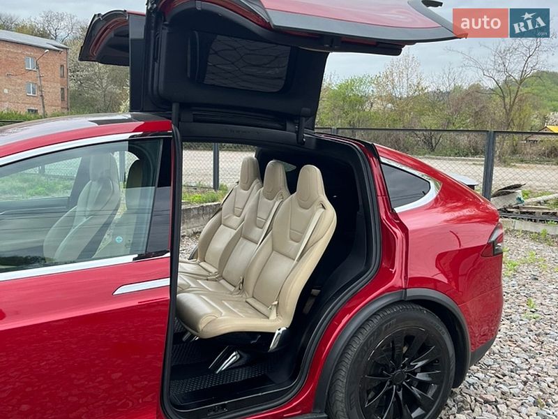Внедорожник / Кроссовер Tesla Model X 2016 в Львове фото 16 Внедорожник / Кроссовер Tesla Model X 2016 в Львове