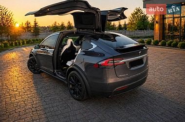 Внедорожник / Кроссовер Tesla Model X 2018 в Виннице