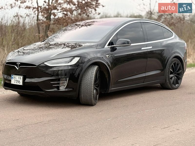 Tesla Model X 2018
