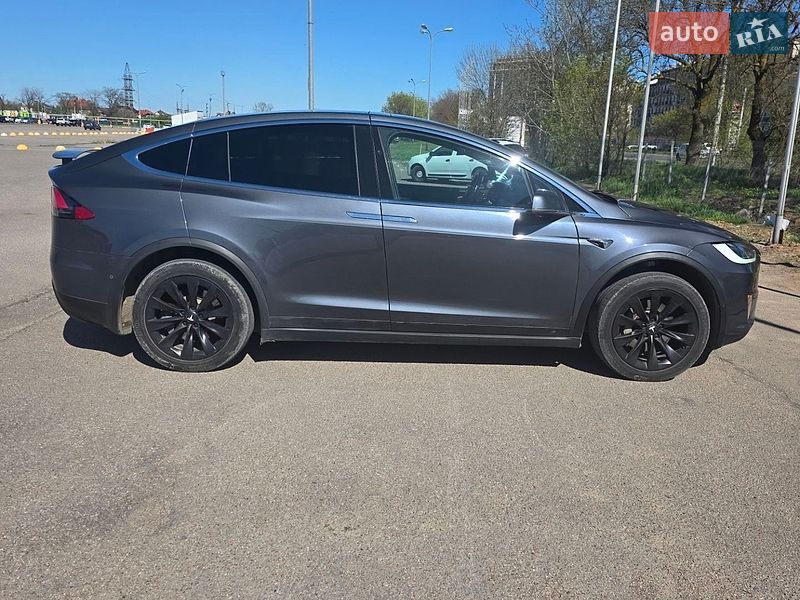 Позашляховик / Кросовер Tesla Model X 2018 в Одесі