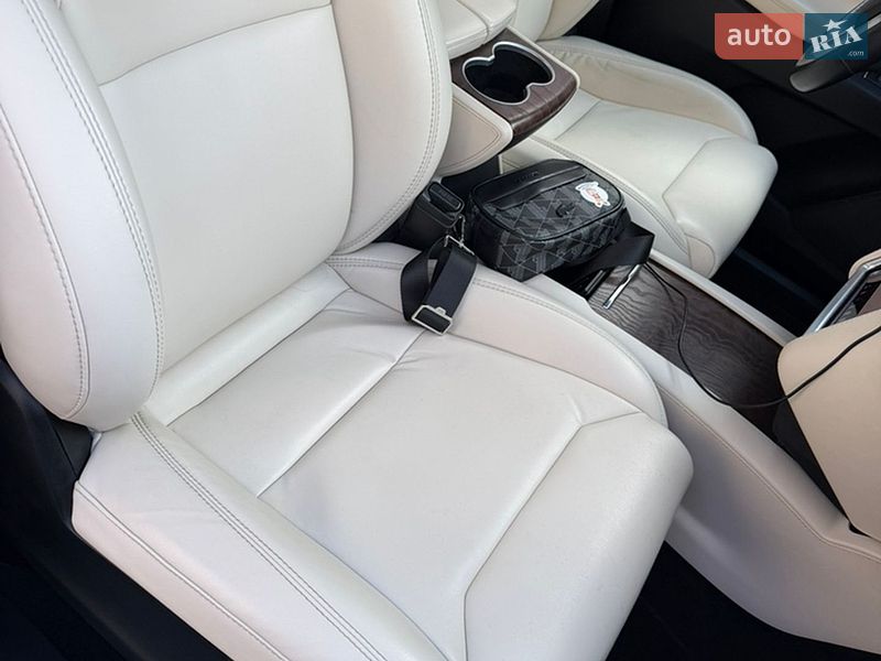 Внедорожник / Кроссовер Tesla Model X 2017 в Львове