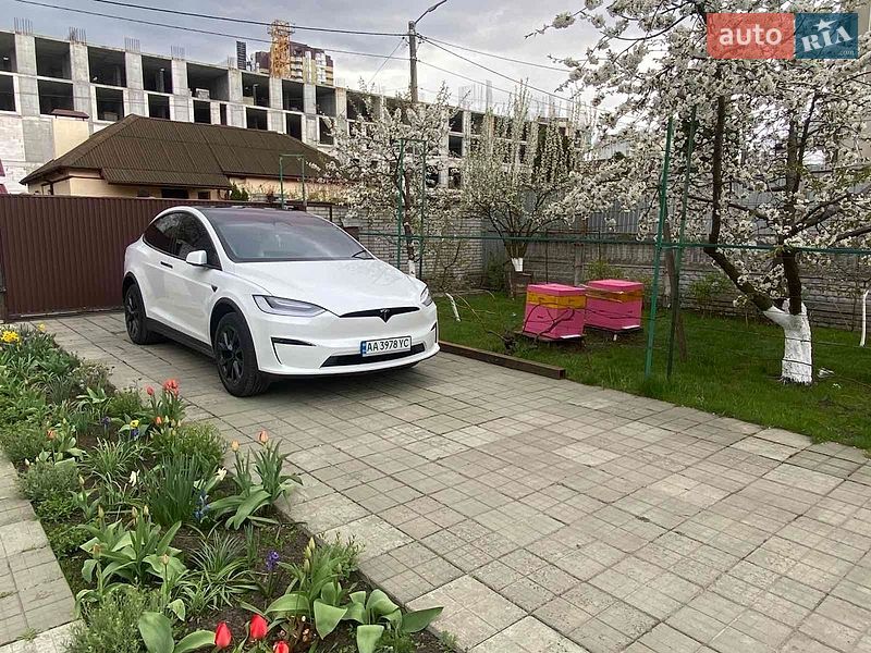 Внедорожник / Кроссовер Tesla Model X 2023 в Киеве