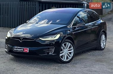 Внедорожник / Кроссовер Tesla Model X 2016 в Киеве