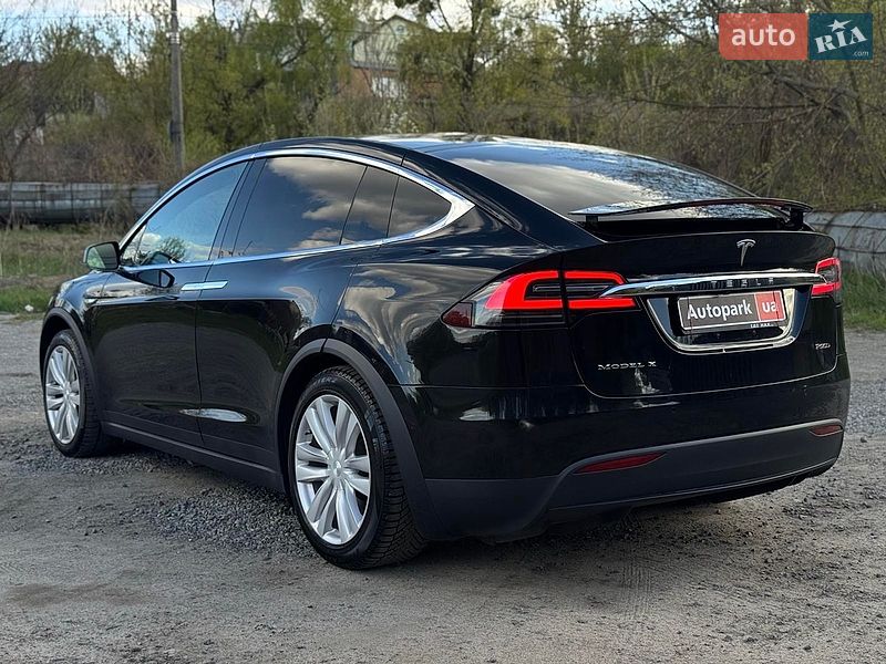 Внедорожник / Кроссовер Tesla Model X 2016 в Львове