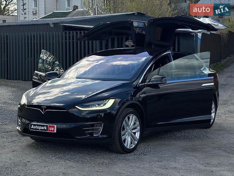 Внедорожник / Кроссовер Tesla Model X 2016 в Львове