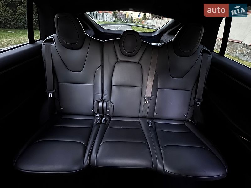 Внедорожник / Кроссовер Tesla Model X 2019 в Киеве