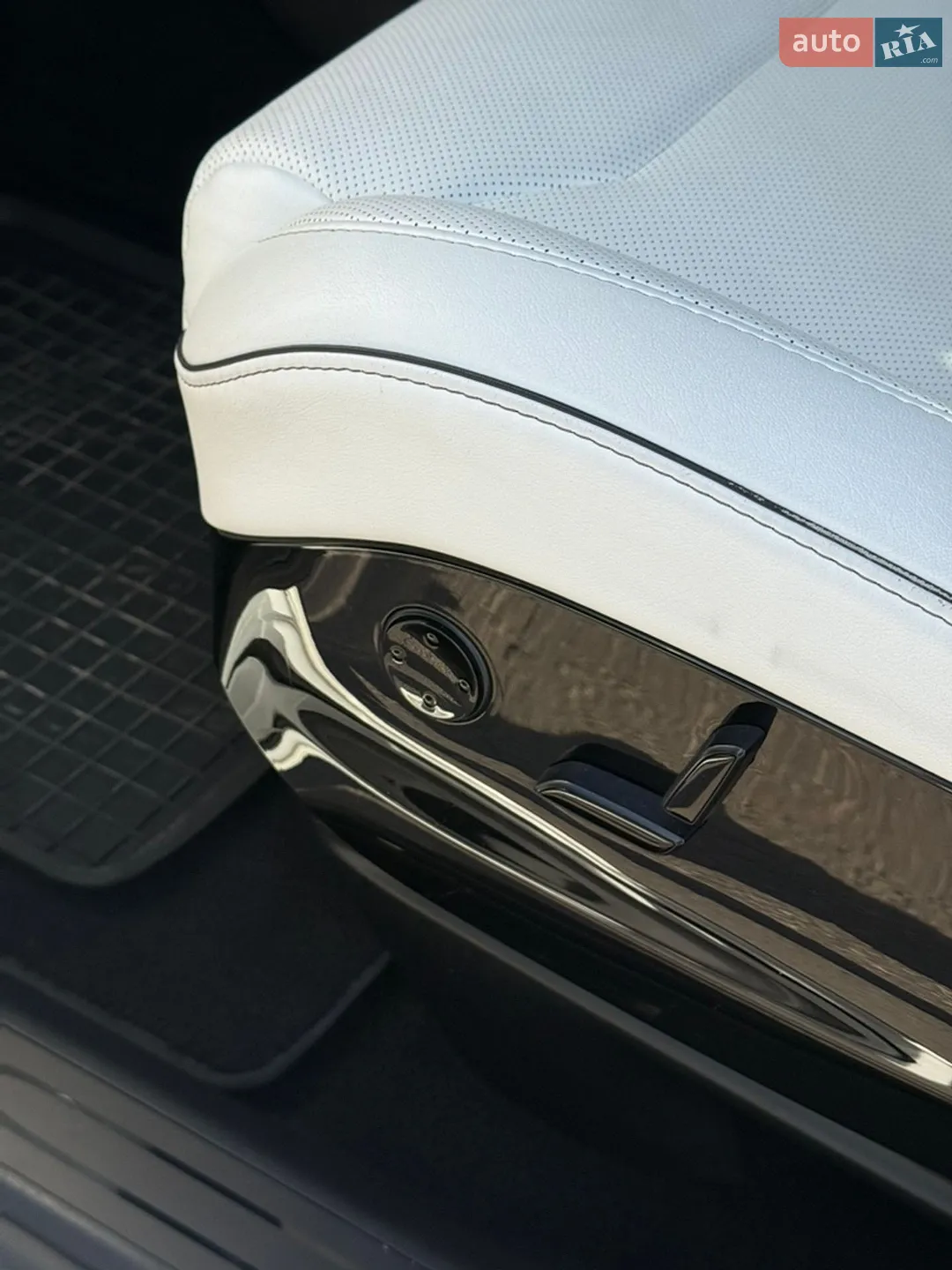 2016 Tesla Model X - мініатюра 21