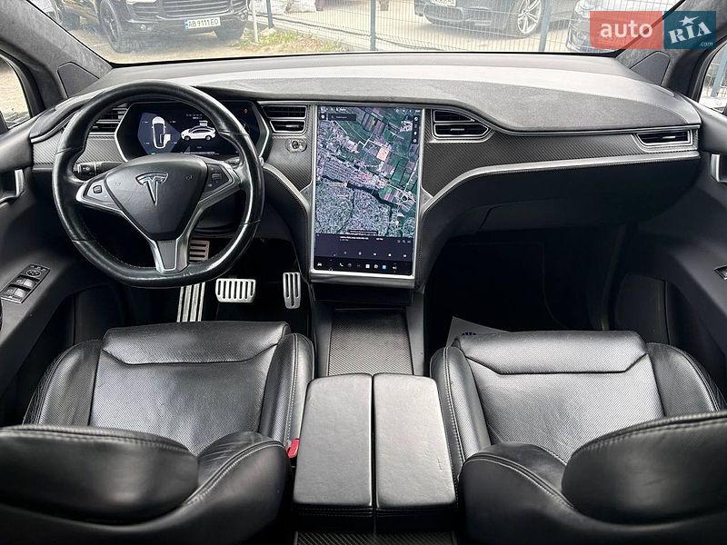 Внедорожник / Кроссовер Tesla Model X 2016 в Виннице