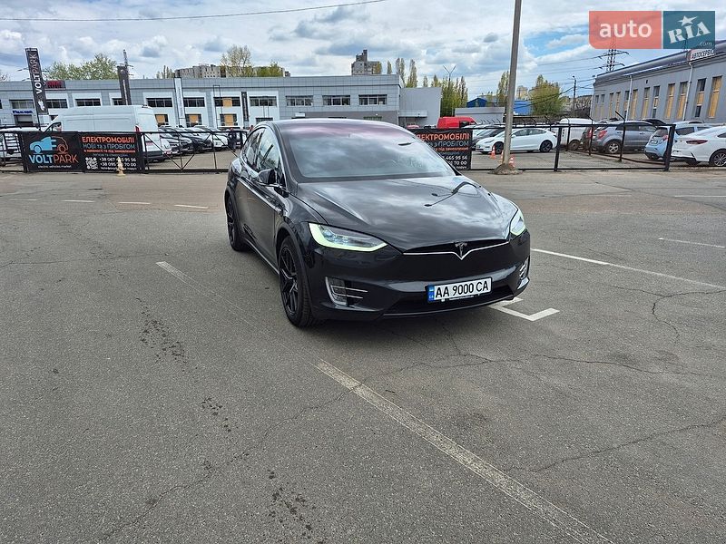 Tesla Model X 2017