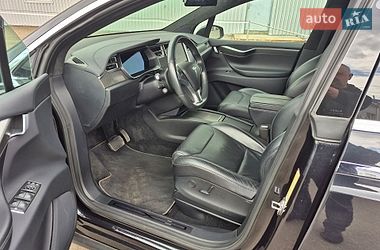Позашляховик / Кросовер Tesla Model X 2017 в Києві
