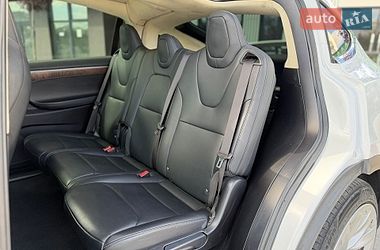 Внедорожник / Кроссовер Tesla Model X 2018 в Городке