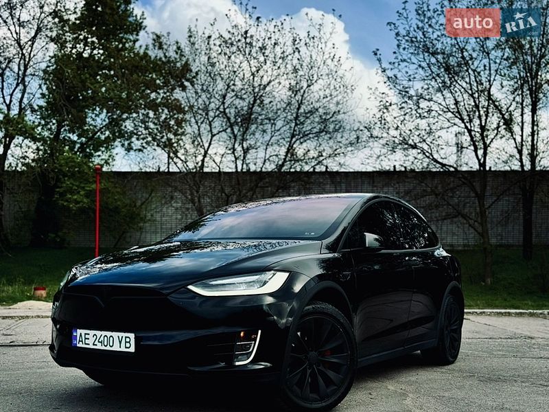 Внедорожник / Кроссовер Tesla Model X 2016 в Днепре