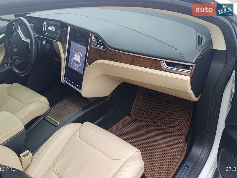 Внедорожник / Кроссовер Tesla Model X 2016 в Харькове