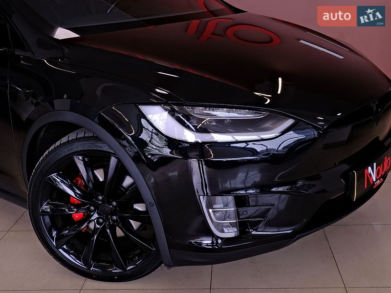 Позашляховик / Кросовер Tesla Model X 2018 в Одесі