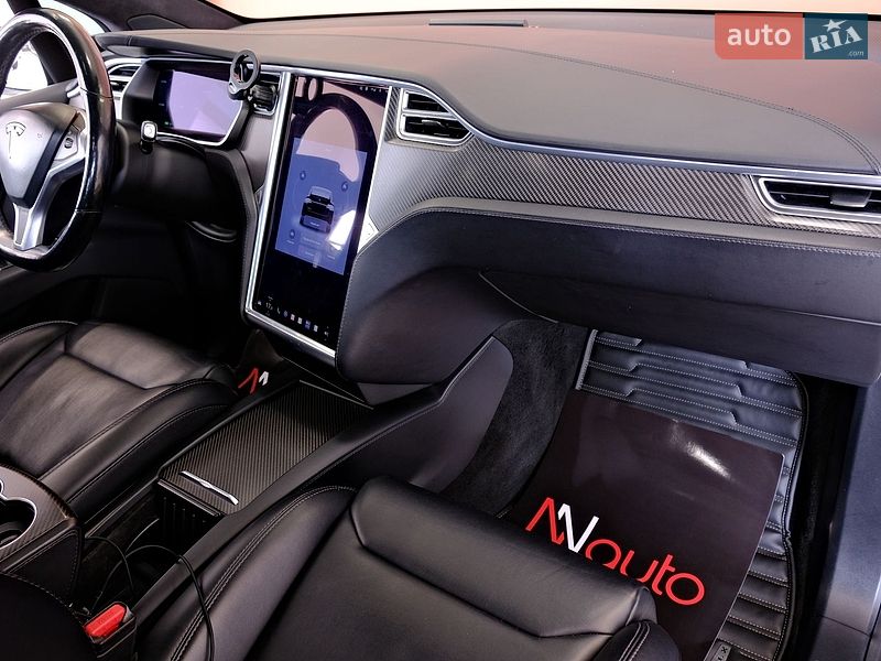 Позашляховик / Кросовер Tesla Model X 2018 в Одесі