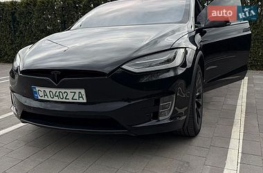 Внедорожник / Кроссовер Tesla Model X 2017 в Умани