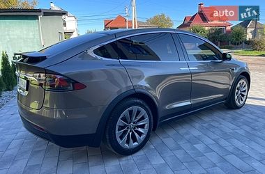 Внедорожник / Кроссовер Tesla Model X 2016 в Киеве