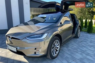 Внедорожник / Кроссовер Tesla Model X 2016 в Киеве