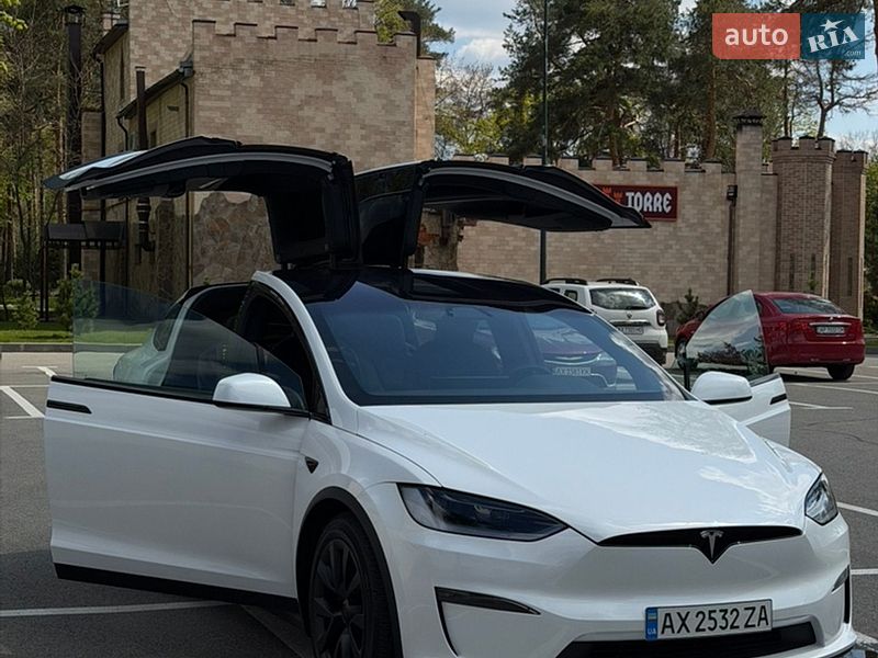 Внедорожник / Кроссовер Tesla Model X 2023 в Киеве