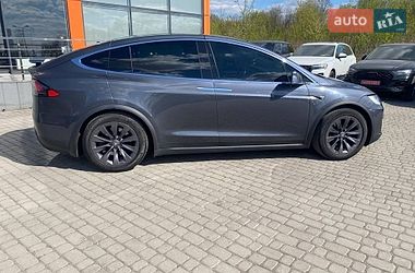 Позашляховик / Кросовер Tesla Model X 2018 в Львові
