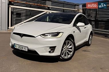 Внедорожник / Кроссовер Tesla Model X 2017 в Киеве