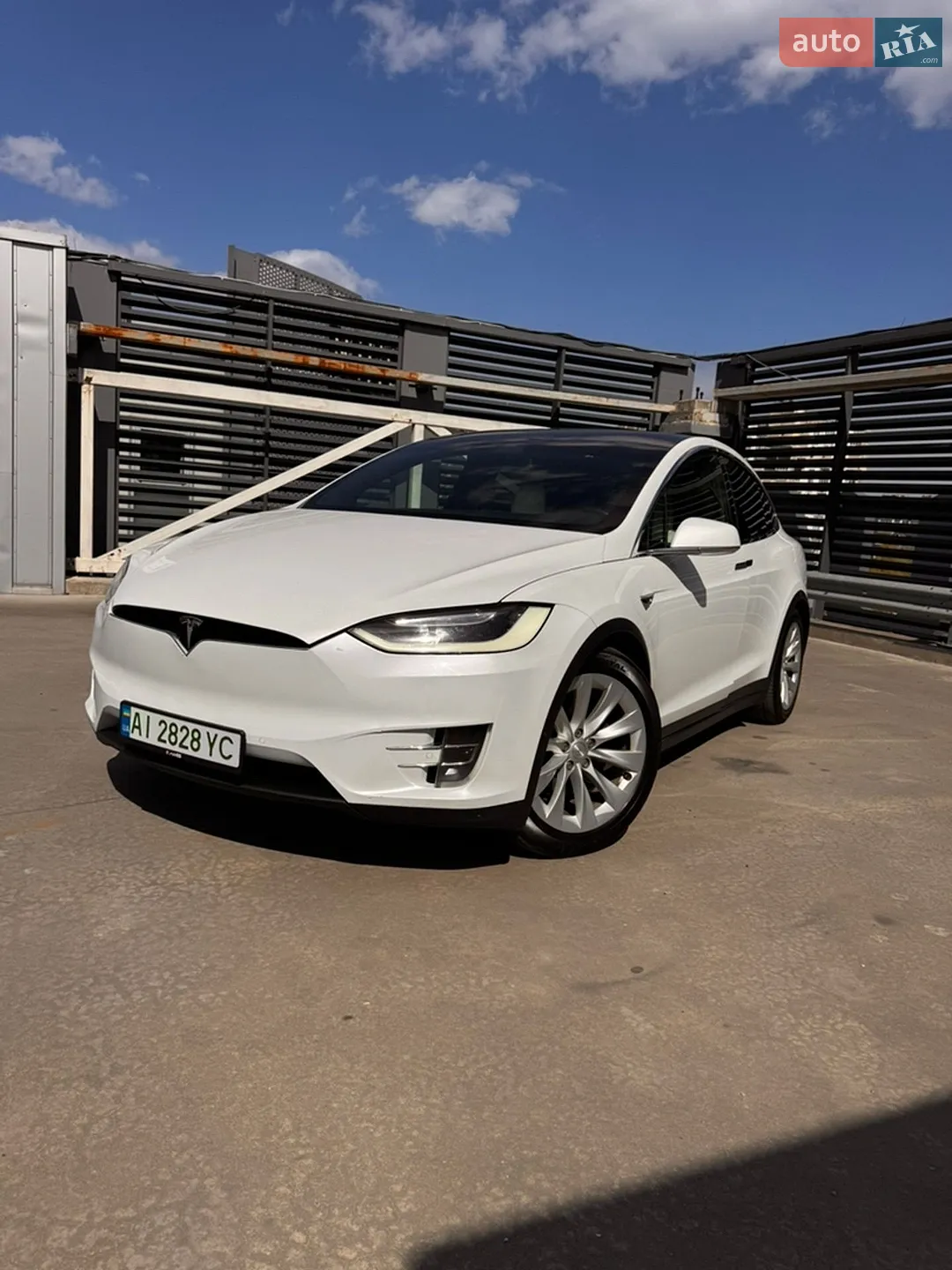 2017 Tesla Model X - фото 1