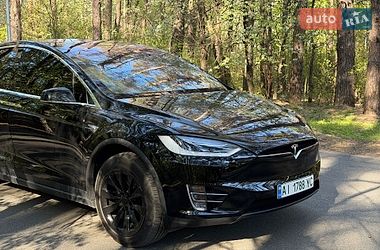 Внедорожник / Кроссовер Tesla Model X 2018 в Киеве