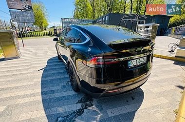 Внедорожник / Кроссовер Tesla Model X 2019 в Львове
