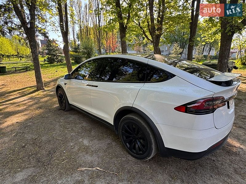 Внедорожник / Кроссовер Tesla Model X 2020 в Киеве