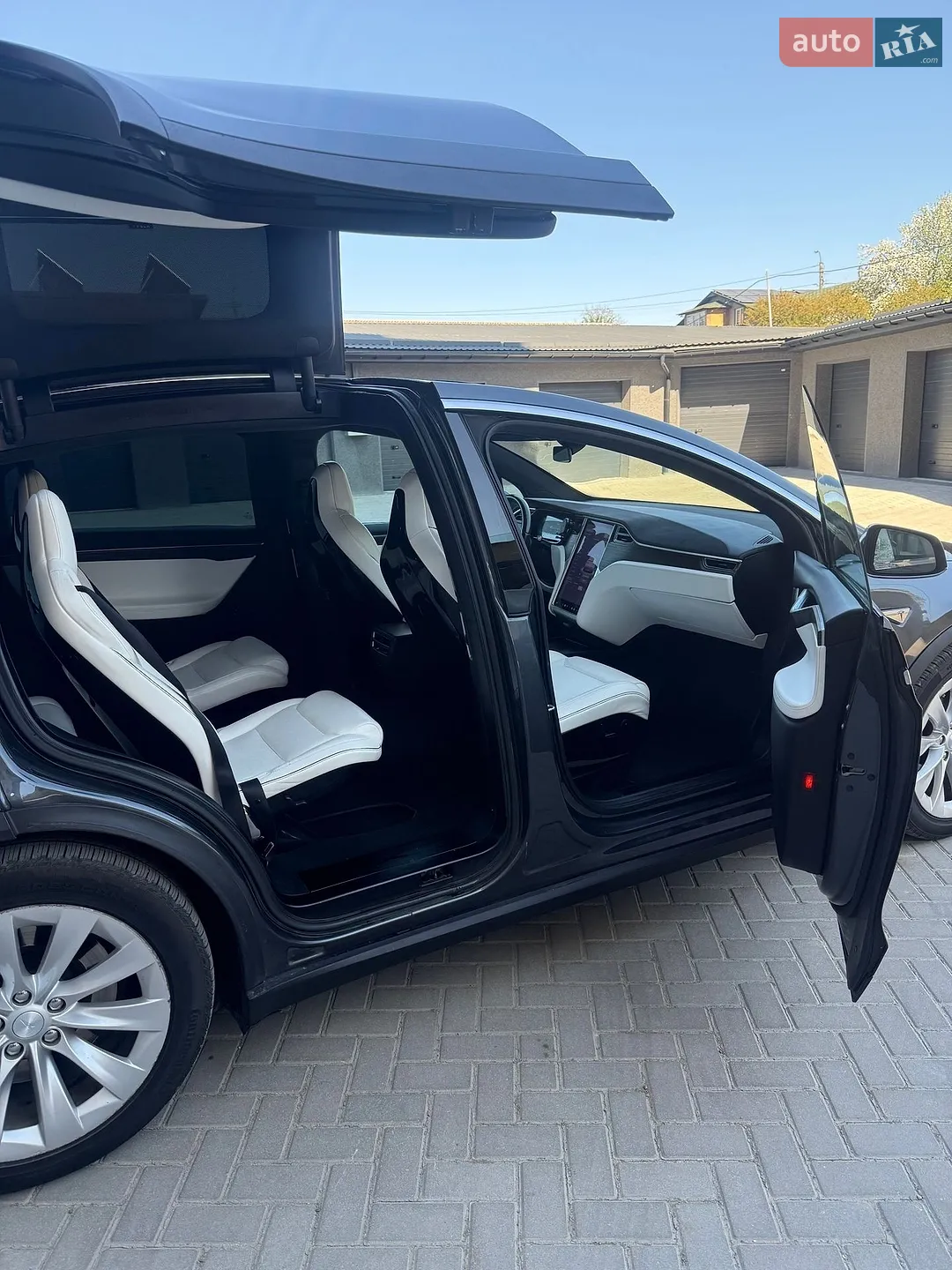 2016 Tesla Model X - мініатюра 33