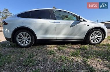 Внедорожник / Кроссовер Tesla Model X 2018 в Киеве