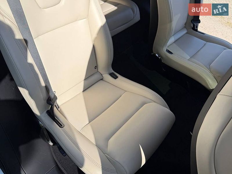 Внедорожник / Кроссовер Tesla Model X 2018 в Киеве