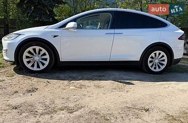 Внедорожник / Кроссовер Tesla Model X 2018 в Киеве