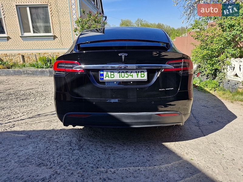 Позашляховик / Кросовер Tesla Model X 2020 в Києві