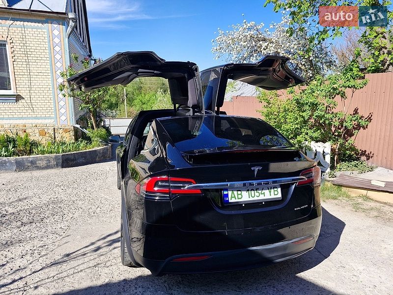Позашляховик / Кросовер Tesla Model X 2020 в Києві