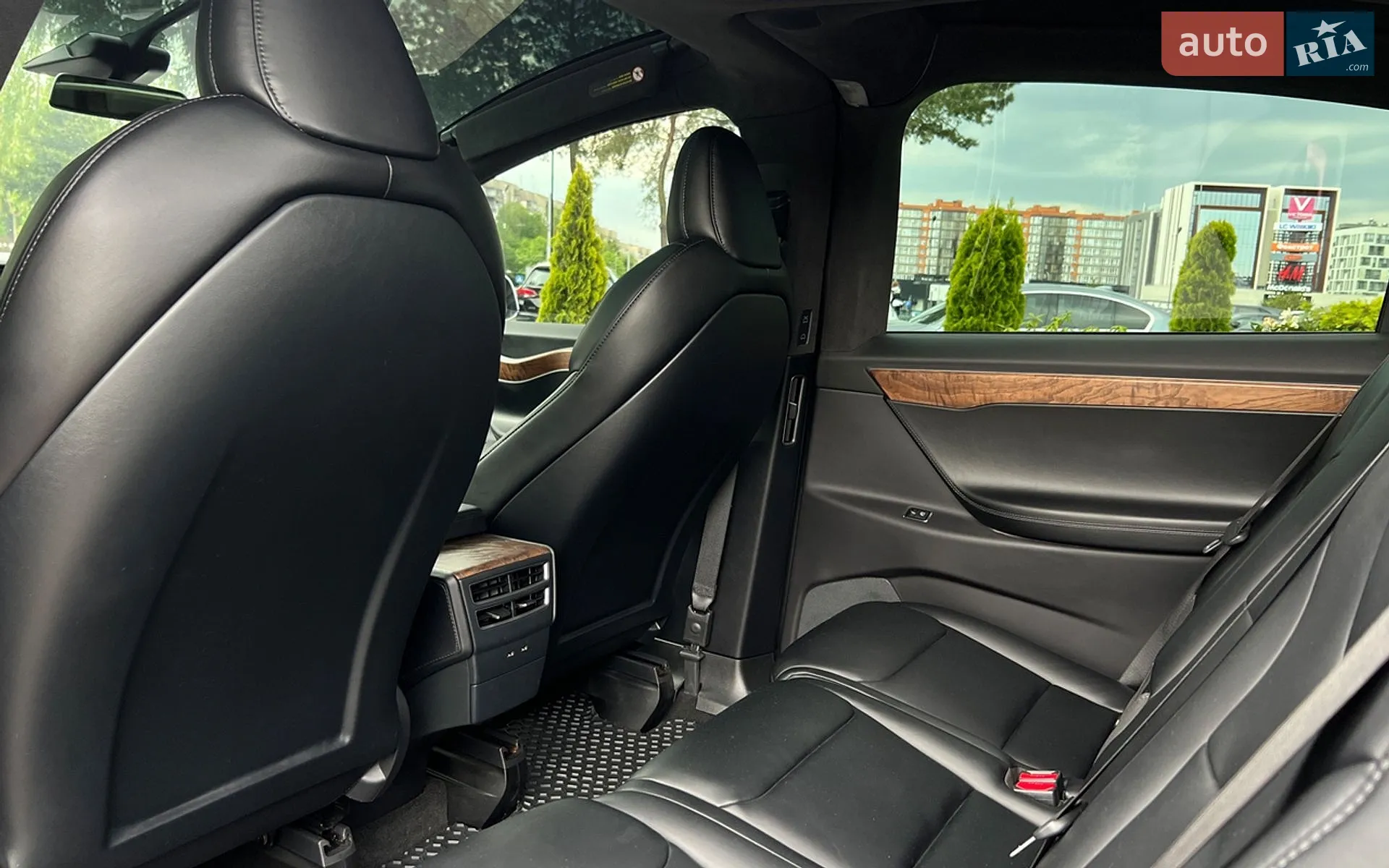 2020 Tesla Model X - мініатюра 23