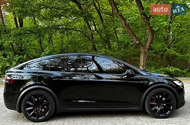 Позашляховик / Кросовер Tesla Model X 2016 в Києві
